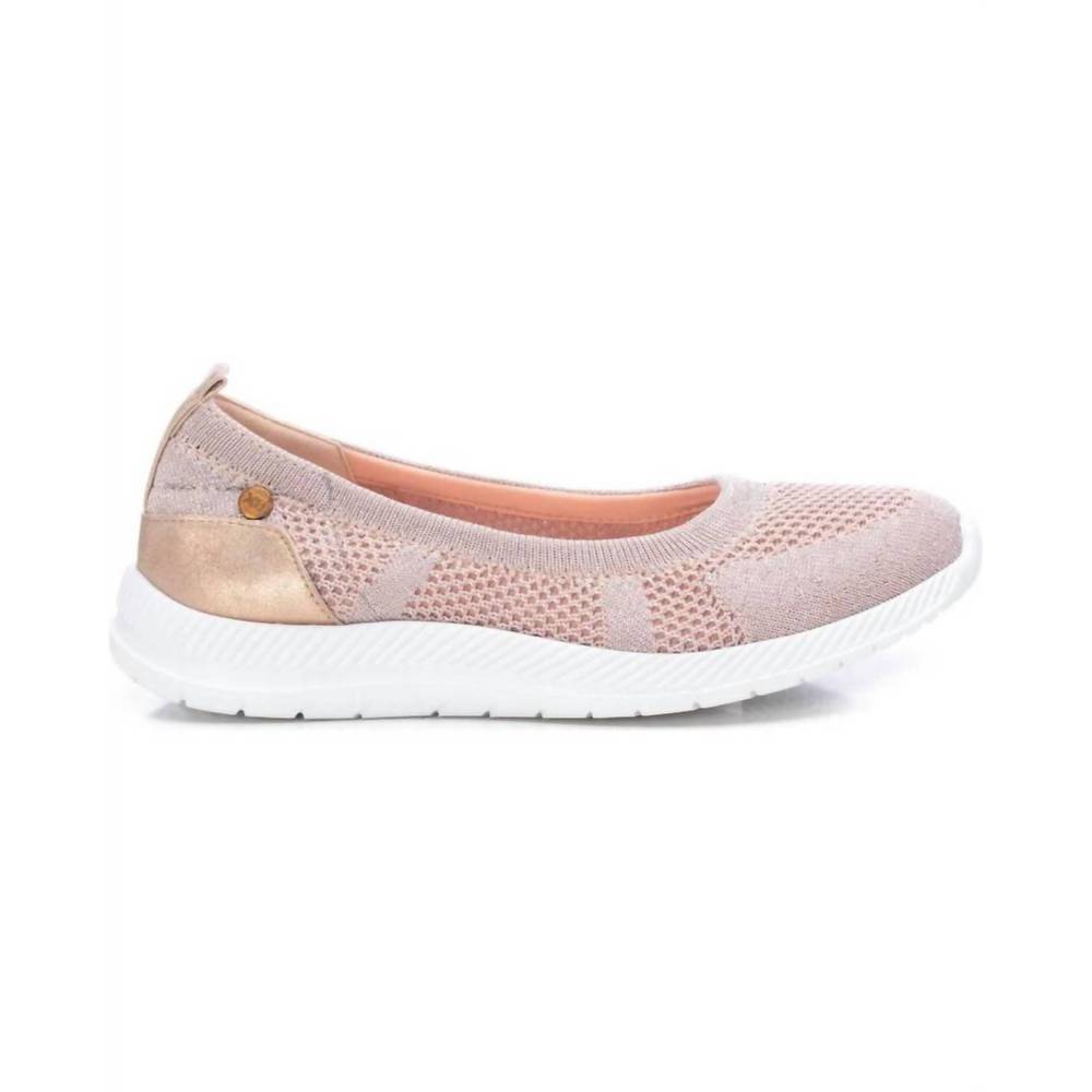 NEW XTI women's ballet flats in nude